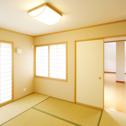 福岡県内の美装・ハウスクリーニングは福岡おそうじ家へ。安心・満足・心地よいハウスクリーニング